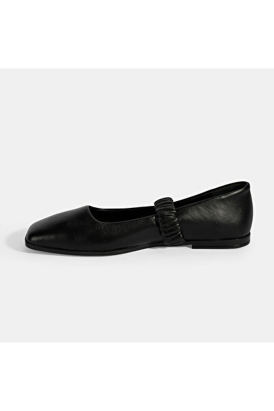 Desa Women's Black Mary Jane Leather Ballerinas