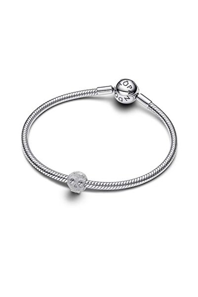 Pandora Dokulu Kafatası Mini Charm