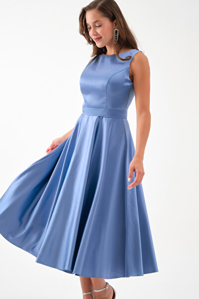 Lafaba Kadın İndigo Kalın Askılı Kemerli Midi Abiye Elbise