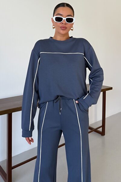 MODAGEN Women's Smoked Thin Line Detailed Crew Neck Top and Bottom Modal Set