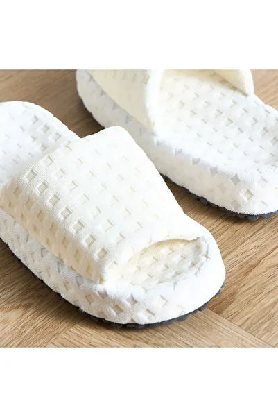 Home Centre Leila Indoor Slipper - Small to Medium