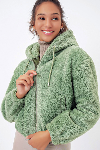 MissKybele İp Büzgülü Kapüşonlu Uzun Kollu İki Cepli Fermuar Kapamalı Kısa Cr...