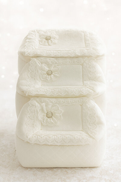 Fransizdantel Lace Dowry Box 3-Piece Velvet Bag