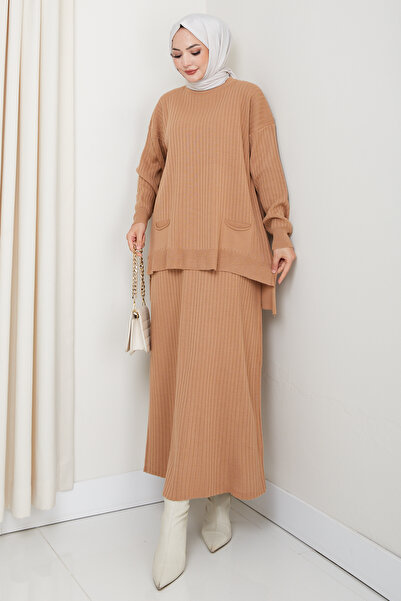 KAYA BUTİK طقم بلوزة وتنورة وجيوب من التريكو