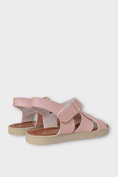 Liger Women's Velcro Cross Strap Sandals Pudra