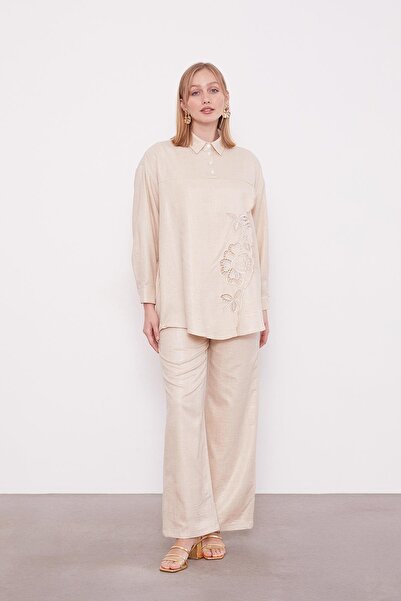 Levidor A.Beige Embroidered Rose Detailed Tunic Set
