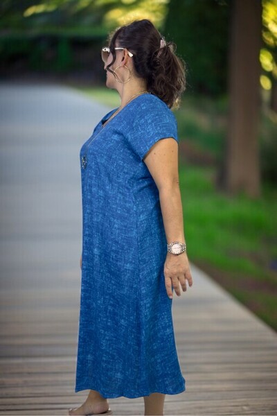 yagmurberen ROCHIE DE MĂRIME MARE, CU MÂNER SCURT, DECOLTEU ÎN V, CU TĂIȚELE COMFORTABILE, BUMBAC, VISCOZĂ, TĂIȚELE CU FORMĂ DE CĂMĂ.