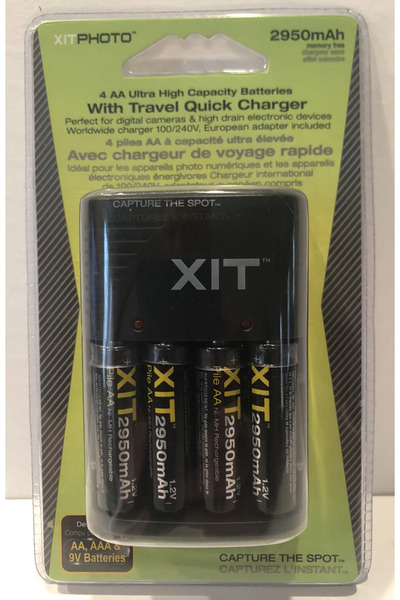 Generic بطاريات Xit XTCH2950 4 AA قابلة لإعادة الشحن مع شاحن 2950 مللي أمبير في الساعة (أسود)