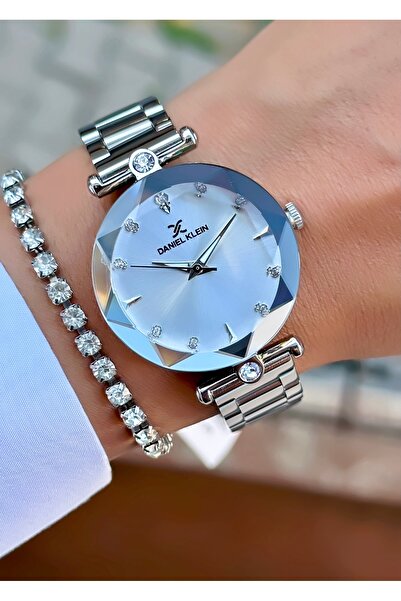 Daniel Klein Yeni Sezon Kadın Gümüş Taş Detaylı Zarif ve Işıltılı Kol Saati