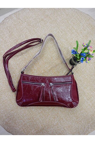 Scrooll AXIVON ЖЕНСКА ЧАНТА MADRID BAGUETTE ЧЕРВЕНА КОЖА ДНЕВНА И ВЕЧЕРНА КОМ...