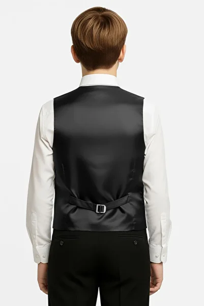 SIRRI Boy's Velvet Vest - the Perfect Addition to Your Elegance