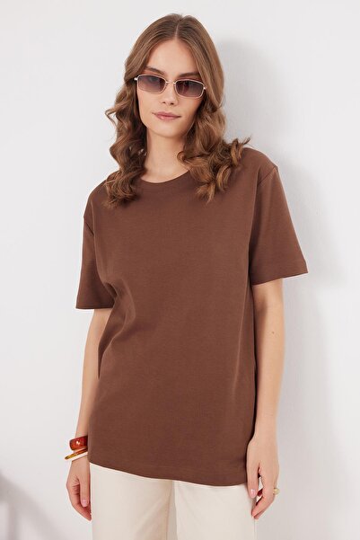 Tudors Γυναικείο μπλουζάκι Relax Fit Άνετο κομμένο από 100% βαμβάκι με απαλή υφή, ελαφρώς χοντρό καφέ μπλουζάκι με λαιμόκοψη