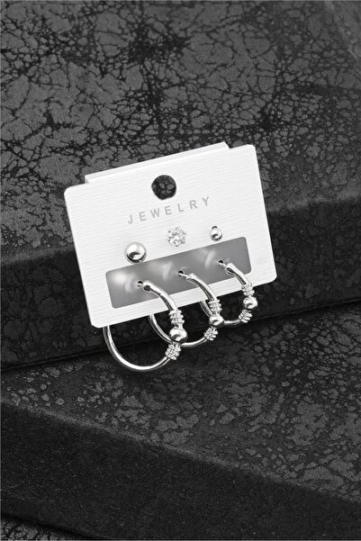 YUNİCCİ & CO أقراط من الفولاذ على شكل بوجيتير