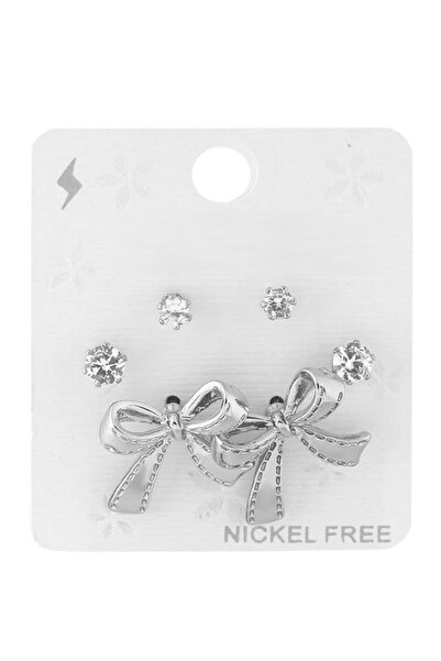 YUNİCCİ & CO أقراط من الفولاذ على شكل بوجيتير