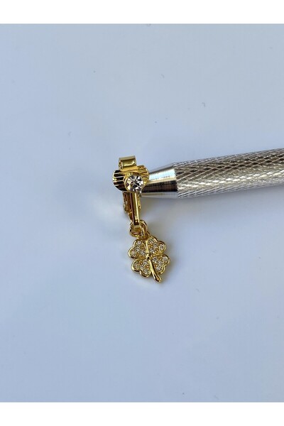 kurukafagift Navel Piercing Steel Zircon Stone Clover Lucky Figure Model