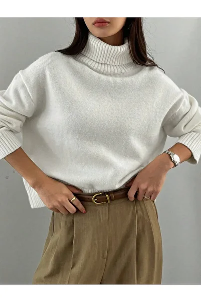 miyoshi Turtleneck Oversize Knitwear Sweater