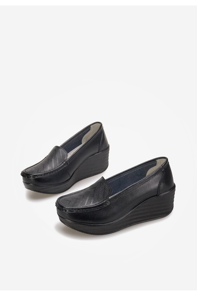 B T Shoes Čierne kožené mokasíny Tangelo