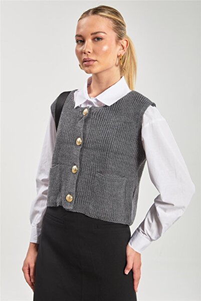 BARRELS AND OIL Women's Buttoned Knitwear Vest with Pockets - Anthracite