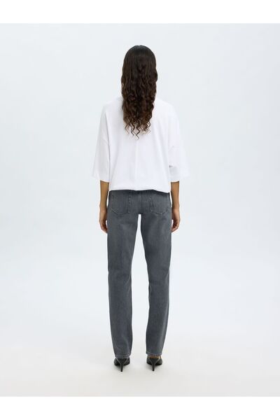 Selected Femme Jeans in Slim Tapered Fit Mid Waist