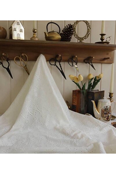 Parça Kumaş Dünyası %100 Pamuklu FİSTO Kumaş Kırık Beyaz Renkte