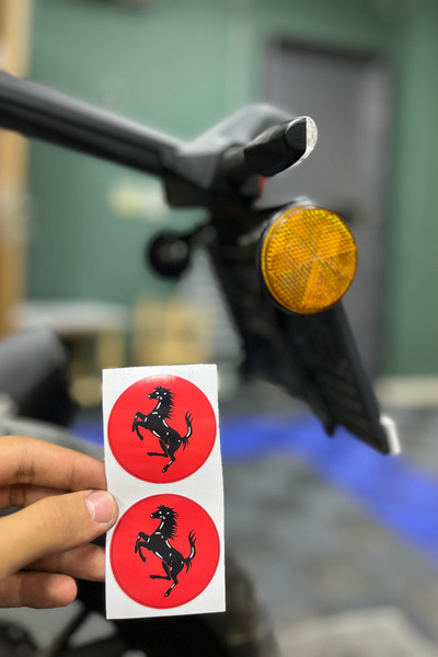 Banxtre Round 5Cmx5Cm Horse Sticker Set for Motorcycle Cat's Eye (2 Pieces)