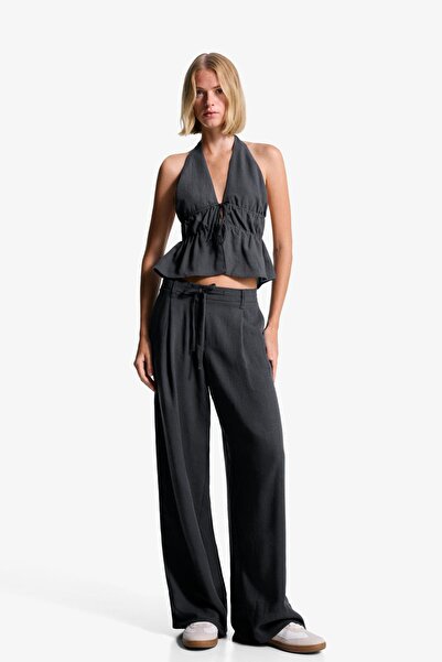 Bershka Wide-leg trousers with pleats