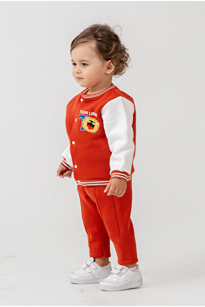 Chicsy Baby Baby Seasonal 3-Piece Set: Lion Patterned Zippered Jacket, T-Shirt and Sweatpants