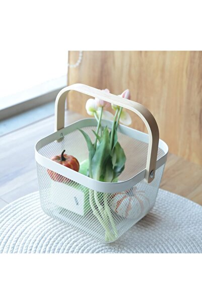 Living سلة شبكية معدنية متعددة الأغراض بمقبض خشبي أنيق باللون البيج، أبيض