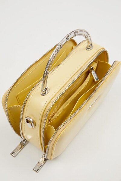 Levidor Yellow Metal Strap Detail Shoulder Bag