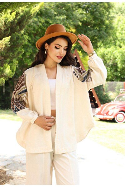 Dadali Oversized Embroidered Linen Kimono Ecru