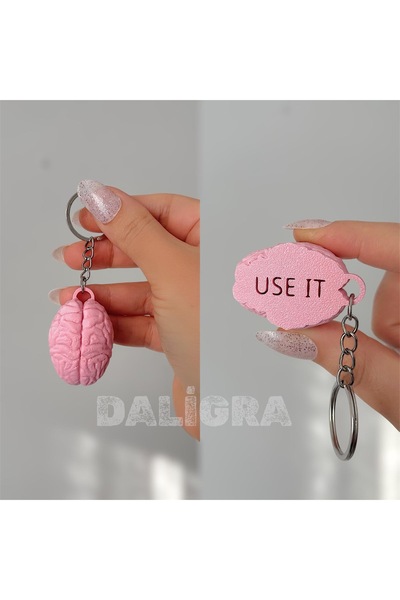 daligra سلسلة مفاتيح / زينة حقيبة باللون الوردي (مكتوب عليها "استخدمها")