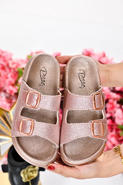 Pienn Γυναικείες παντόφλες με ασημένια αγκράφα σε ροζ χρώμα I Κομψές και άνετ...