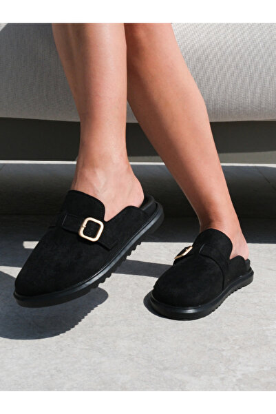 Munshoes Sierra Women's Buckle Slippers