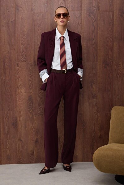 Trendyol Collection Special Collection Plum Straight Leg/Straight Woven Soft Fabric Pants Twoaw26Pl00123
