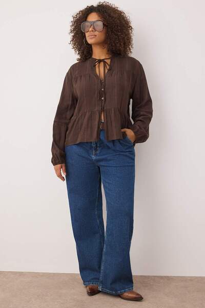 Trendyol Curve Brown Cotton Textured Fabric Lace on Sleeve Regular Normal Fit Woven Shirt Tbbaw26Ax00013