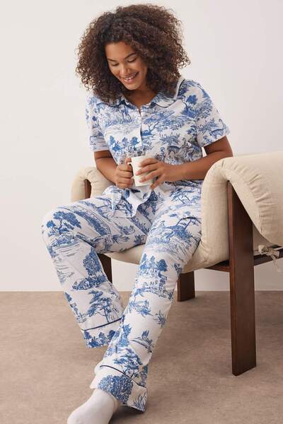 Trendyol Curve Blue Flower Patterned Baby Collar Knitted Pajamas Set Tbbaw26Ai00002