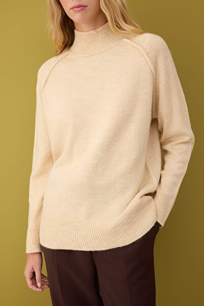 Trendyol Collection Pulover tricotat cu croială largă, cu textura moale, bej, fără selecție corporală TWOAW26KZ00191