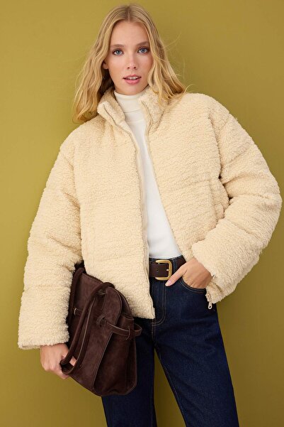 Trendyol Collection Ecru Regular Fit Plush Inflatable Coat Twoaw26Mo00144