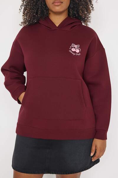 Trendyol Curve Burgundy Printed Oversize/Wide Fit Large Size Sweatshirt with Fleece Inside Tbbaw26Ao00015