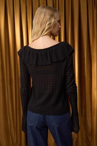 Trendyol Collection Special Collection Black Button Detailed Mercerized Look Body-Hugging Knitwear Cardigan Twoaw26Hi00010