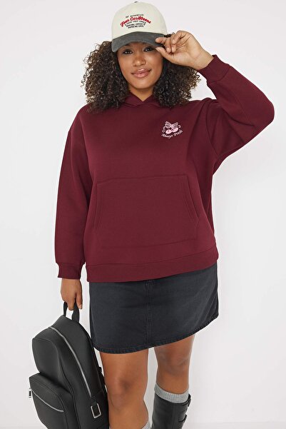 Trendyol Curve Burgundy Printed Oversize/Wide Fit Large Size Sweatshirt with Fleece Inside Tbbaw26Ao00015