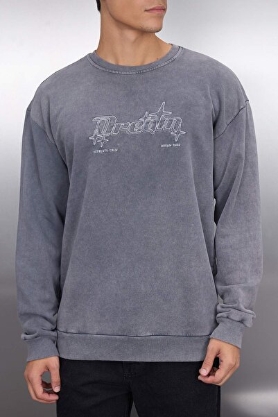 Trendyol Collection Anthracite Oversize/Wide Cut Crew Neck Text Embroidery Pale Effect Sweatshirt Tmnaw25Sw00055