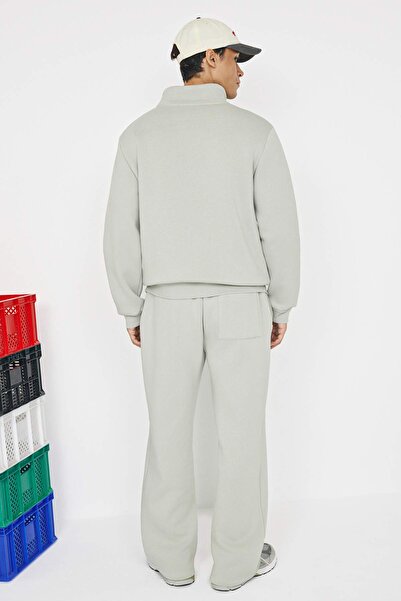 Trendyol Collection Teen Gray Top Regular Bottom Straight Stand Collar Embroidery Fleece Inside Tracksuit Set Tmnaw26Em00002