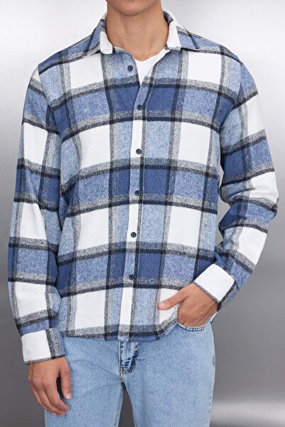 Trendyol Collection Zimní dřevorubecká košile v tmavě modré kostkované košili - Regular Fit TMNAW21GO0730