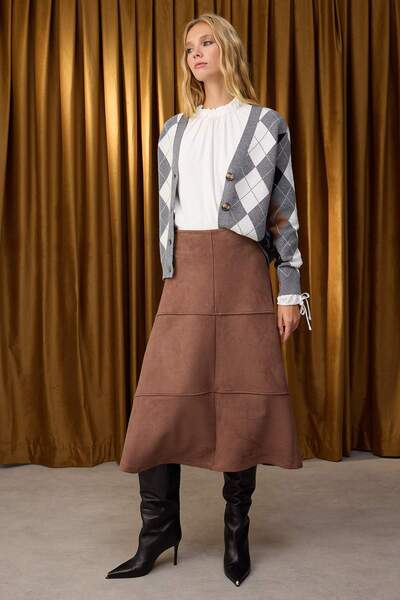 Trendyol Collection Brown a Line/Flared Midi Suede Knitted Skirt Twoaw26Et00004