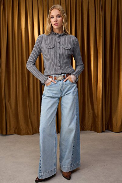 ترينديول كوليكشن مجموعة خاصة من خيوط الأنثراسيت الفاخرة/مصممة خصيصًا/كارديجان محبوك يناسب الجسم تمامًا TWOAW26HI00060