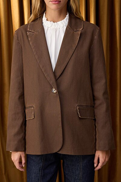 Trendyol Collection Специална колекция Кафяво сако с ефект на износеност и свободна кройка TWOAW26BC00008