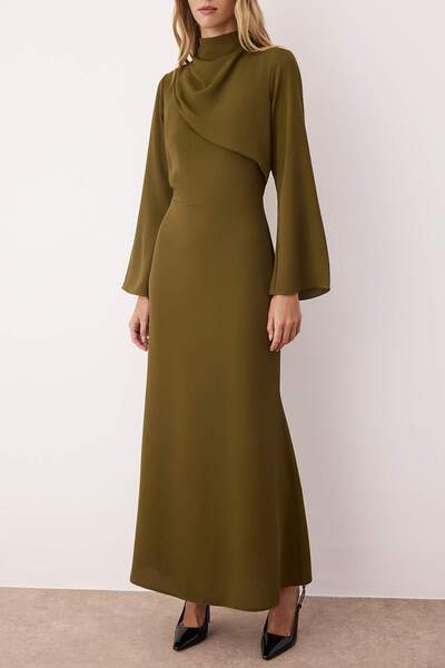 Trendyol Modest Βραδινό φόρεμα με λεπτομέρεια χακί υφαντό TCTAW26DB00000