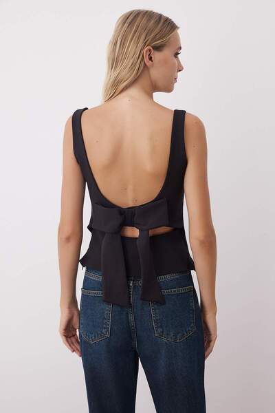 Trendyol Collection Black Back Bow Detailed Fitted Strap Woven Blouse Twoss25Bz00573