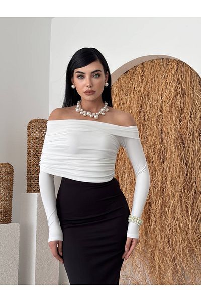 Afiş Butik Black and White Madonna Collar Draped Dress